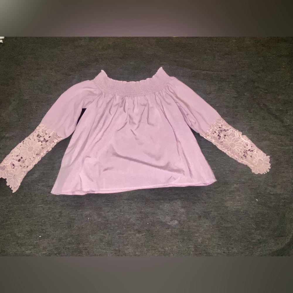 Off-Shoulder Top with Lace Sleeves